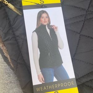 Womens Weatherproof vest. NWT. Black. Size S.
